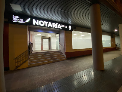 notaría Notaria LAKUA Sofía Trapote