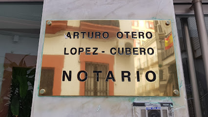 notaría Notario D Arturo Otero López-Cubero